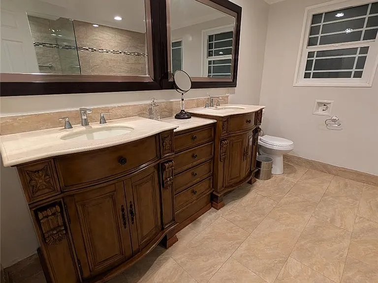 17976 Medley Dr — Photo 15