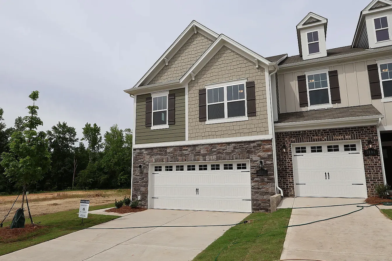 3 bed, 1787 sqft, $2,500 — Photo 3