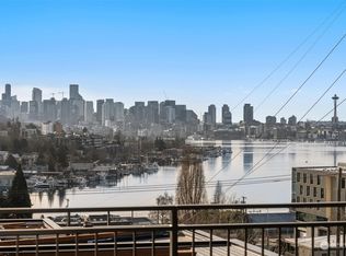4026 5th Ave NE #B, Seattle, WA