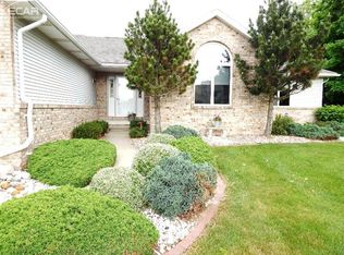 2278 Lost Creek Dr, Flushing, MI 48433