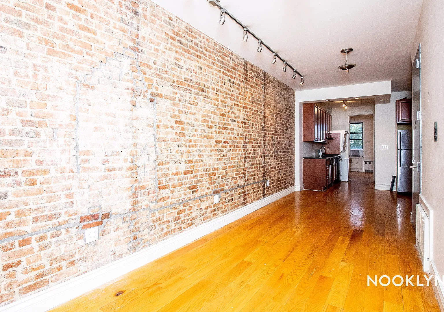 227 Stanhope Street — Photo 2