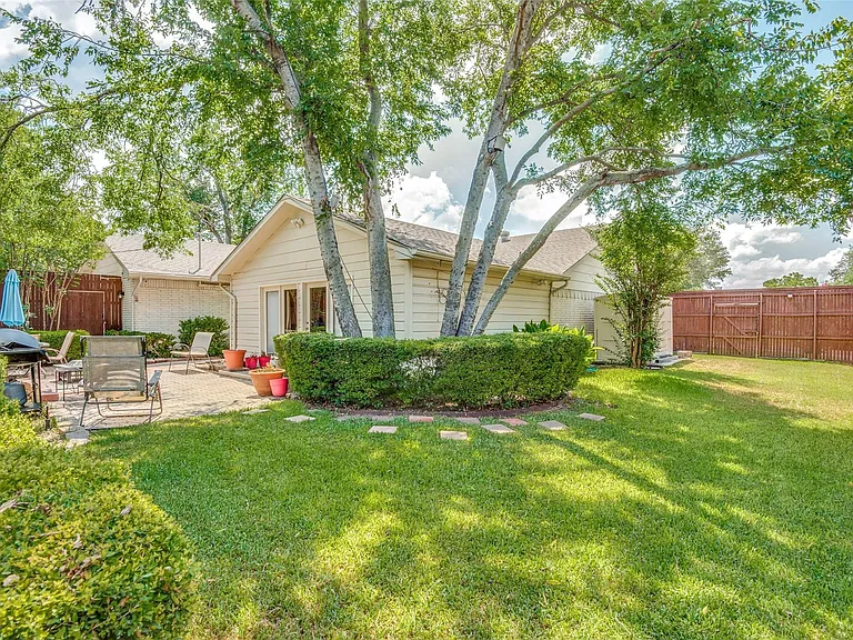 6607 Roundrock Rd — Photo 5