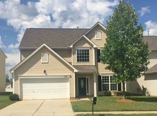 522 Rook Rd, Charlotte, NC 28216