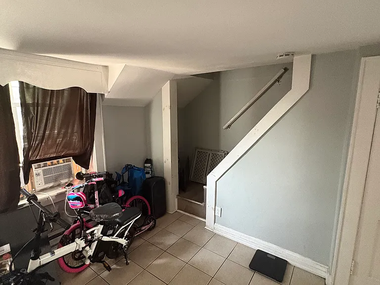 115-117 Washington Ave #2 — Photo 3