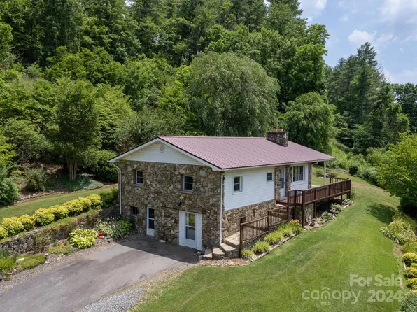 630 Petersburg Rd, Marshall, NC 28753