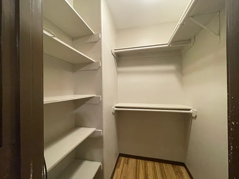 Walk-in Closet