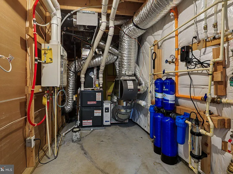 11002 Cornerstone Ln — Photo 40