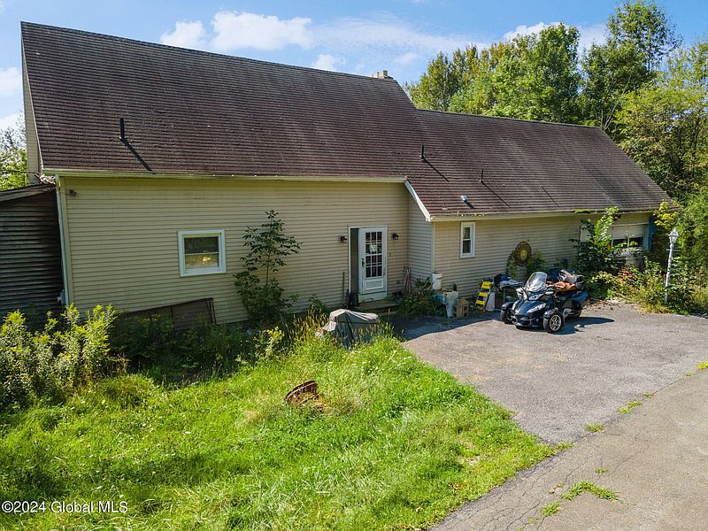 4th image of 307 Mudge Road