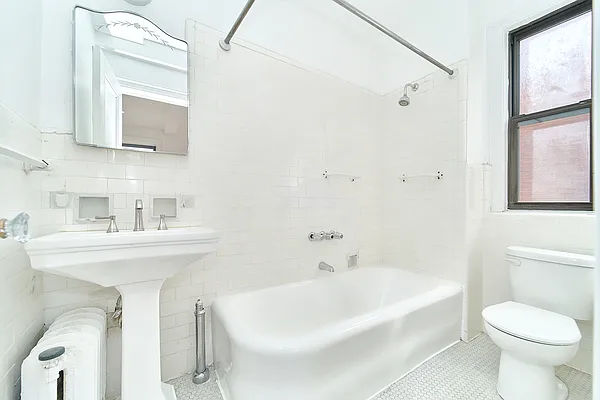 Rented by Living New York | media 18