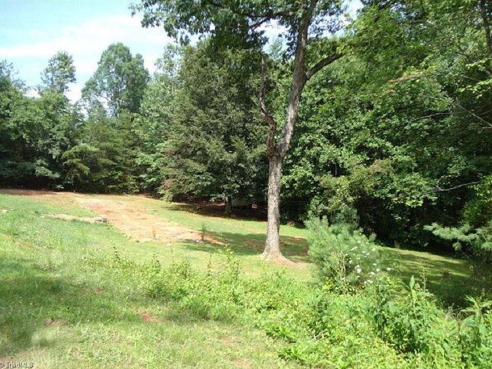 1st image of 2390 Elledge Mill Rd