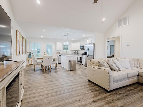 5th image of 659 Dryfork Rd