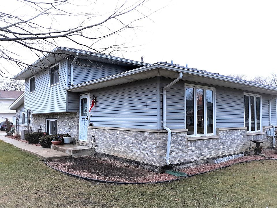 1st image of 15343 Meadow Ct #B-2