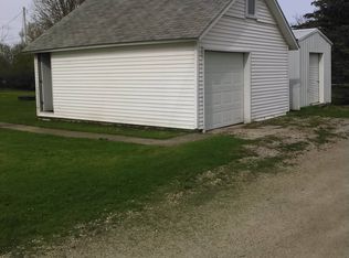 118 E 100th St, Stanley, IA 50671