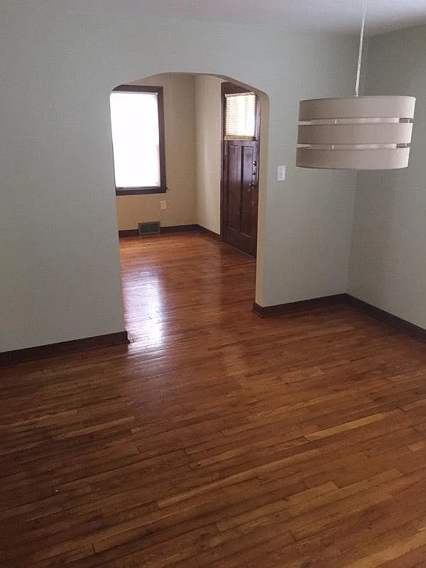 2 bed, $1,595 — Photo 4