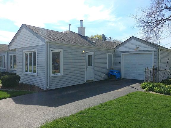 2nd image of 5105 W 92nd St