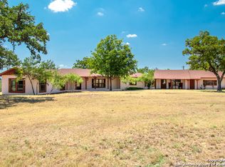 595 Robindale W #A, Bandera, TX 78003