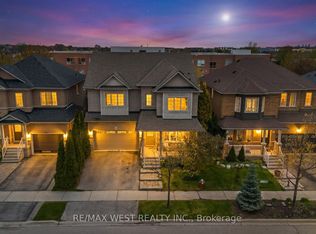 5843 Rainspring Dr, Mississauga, ON L5M 6X7