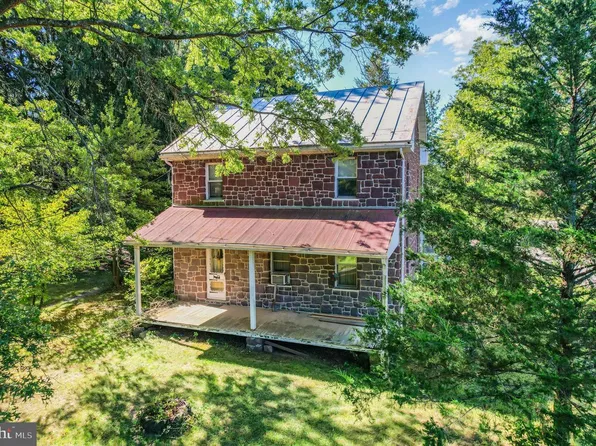 2350 Felty Mill Rd, Palmyra, PA 17078