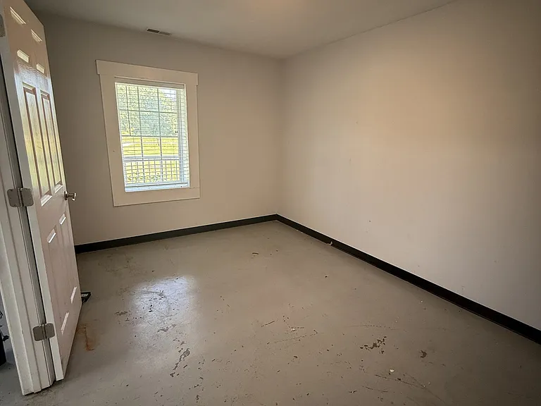 1620 Ardmore Hwy — Photo 12