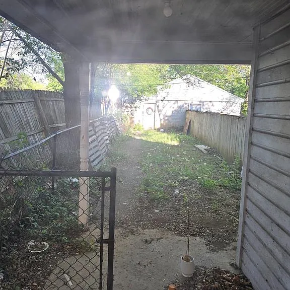 628 Virginia Ave — Photo 10