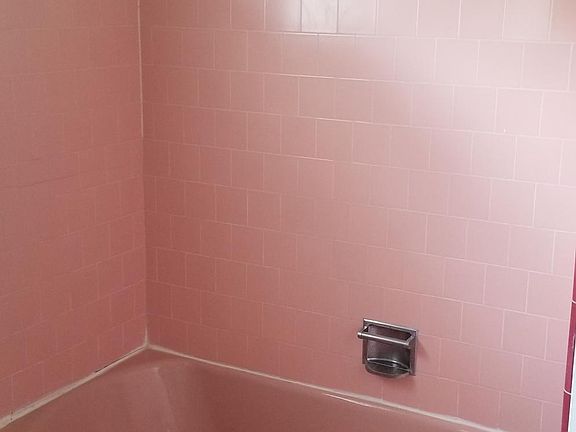 Bathtub