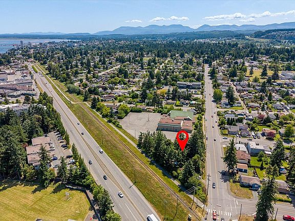 2nd image of 1790 Waddington Rd