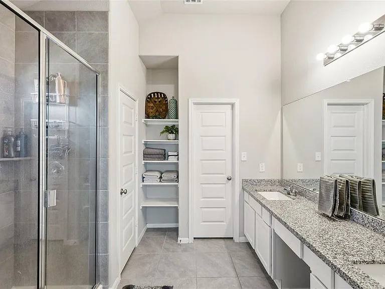 14815 Rain Tree Dr — Photo 12