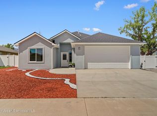160 Harris Ln, Parachute, CO 81635