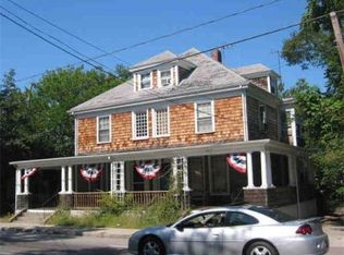 327 Main St #B, Wareham, MA 02571