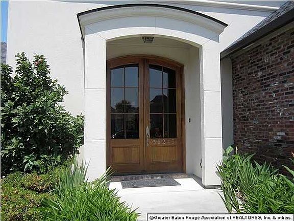 3rd image of 35245 Beverly Hills Dr