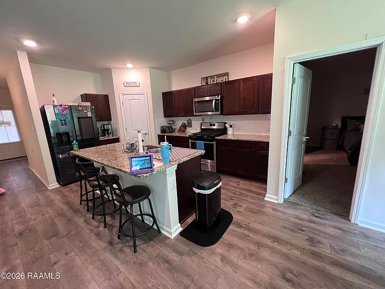 400 Caldwell Sugar Rd — Photo 5