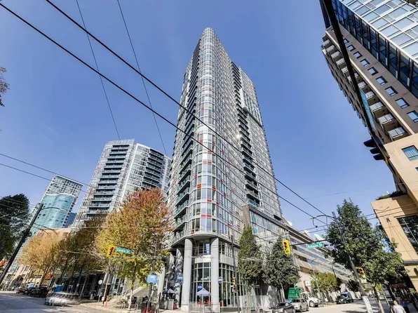 233 Robson St #31XX, Vancouver, BC V6B 0E8