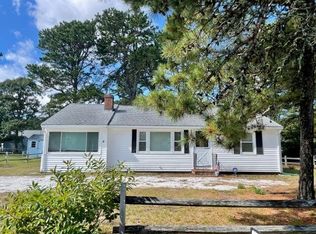 27 Wixon Rd, Dennis Port, MA 02639