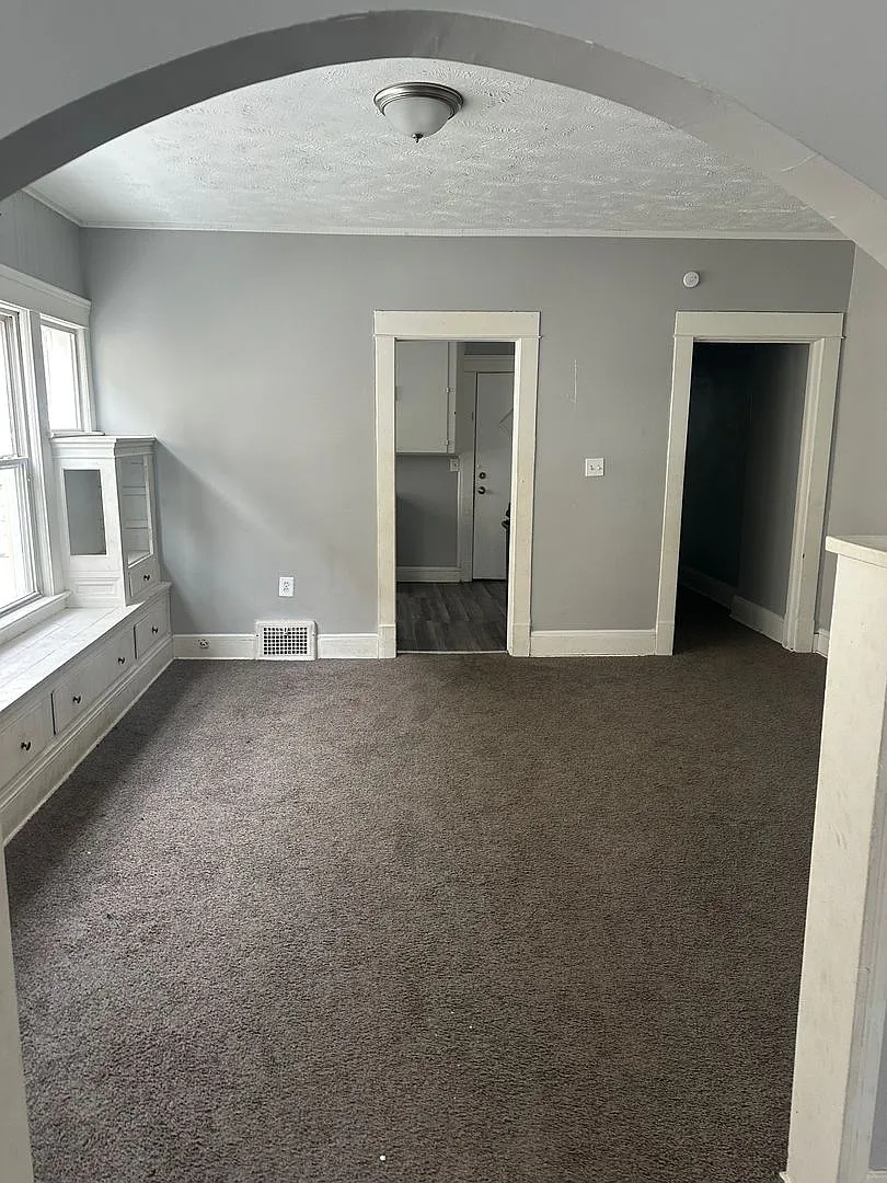 E104TH 4137/4139 — Photo 3