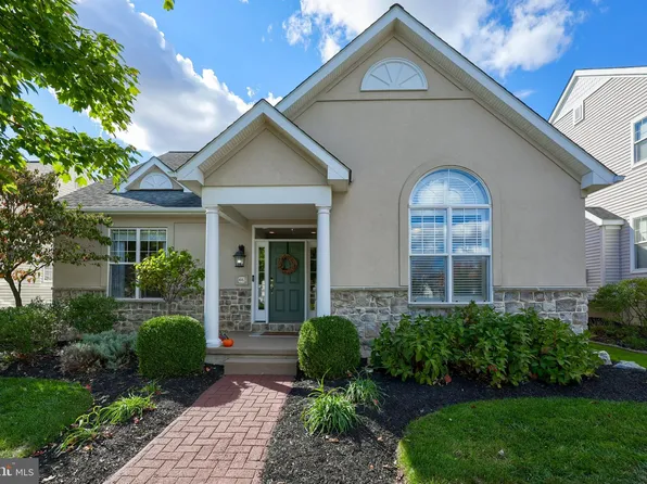 1012 Olympia St, Lititz, PA 17543