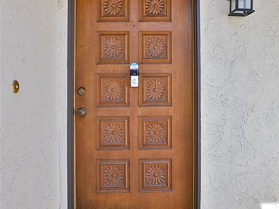 3rd image of 1184 Mohave Dr