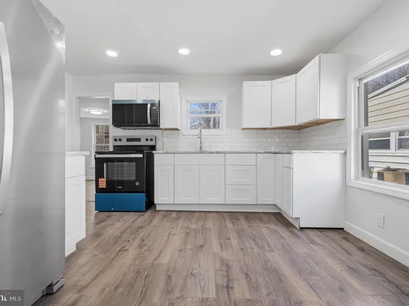 267 Huber Ave, Williamstown, NJ 08094