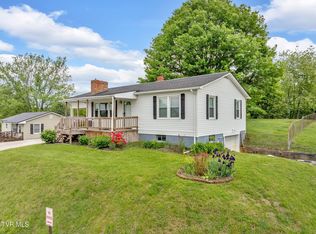 270 Ruth St SW, Abingdon, VA 24210