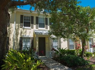 5653 Whitehead St, Bradenton, FL 34203
