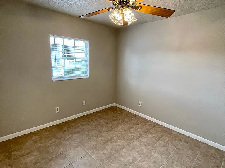 1664 Sunny Brook Ln NE #K101 — Photo 16