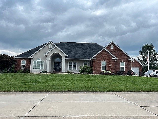 1st image of 2335 Watson Dr
