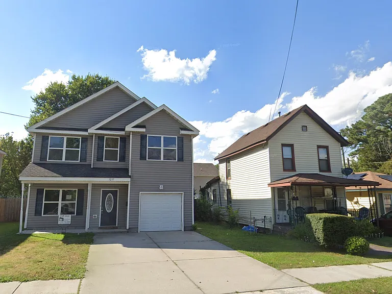 3239 Marne Ave — Photo 2