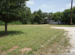 1493 Zion Hill Rd, Seguin, TX 78155