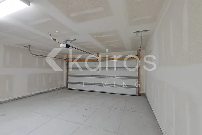 109 Santiago Ct — Photo 17