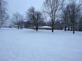 3185 Windsor Rd, Orwell, OH 44076