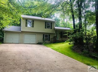 350 River Chase Dr, Athens, GA 30605