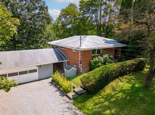 6120 Orchard Ln, Butler, PA