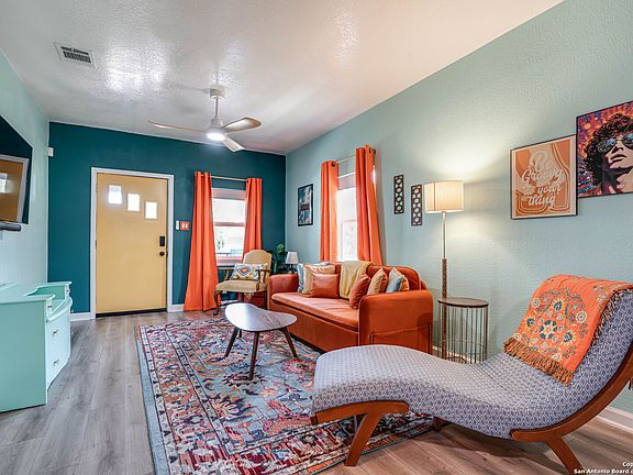 5th image of 1505 W Craig Pl
