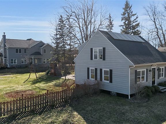 4th image of 6135 Goodrich Rd