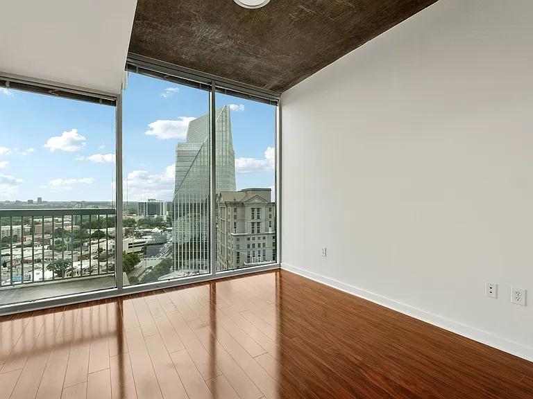 3324 Peachtree Rd NE #2304 — Photo 13